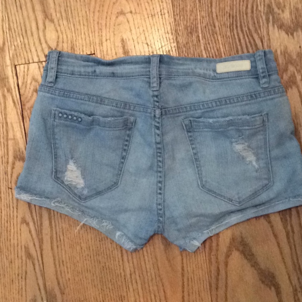 BLANKNYC denim shorts - Picture 2 of 3